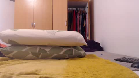 Snapshot of xxxbustybabe27x chatting on 02/14/25, 01:51 Ayanda online show from 02/14/25, 01:51