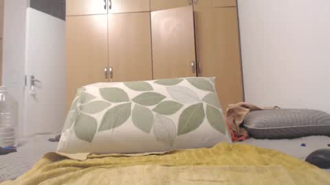 Snapshot of xxxbustybabe27x chatting on 02/15/25, 10:10 Ayanda online show from 02/15/25, 10:10