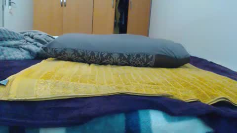 Snapshot of xxxbustybabe27x chatting on 10/29/25, 05:14 Ayanda online show from 10/29/25, 05:14