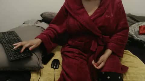 Snapshot of xxxbustybabe27x chatting on 11/27/25, 02:19 Ayanda online show from 11/27/25, 02:19