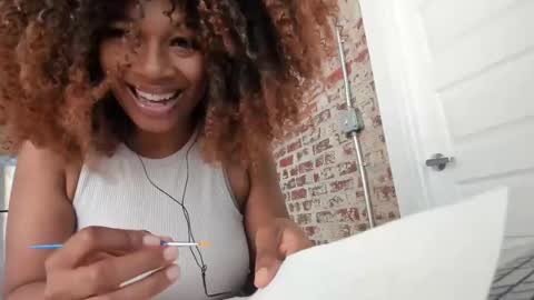 Snapshot of xxxdanidoomsdayxxx chatting on 02/03/25, 09:29 Danielle online show from 02/03/25, 09:29