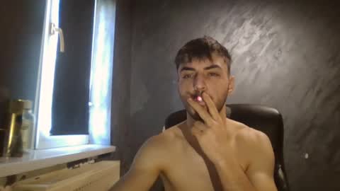 xxxdonpuiuuxxx online show from 12/30/24, 11:04