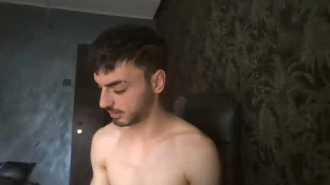 xxxdonpuiuuxxx online show from 02/05/25, 09:46