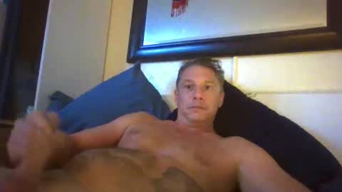 Snapshot of xxxelentdick chatting on 03/15/26, 02:12 deeeeznutz online show from 03/15/26, 02:12