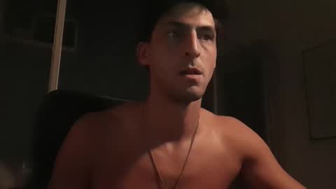 Snapshot of xxxfacu chatting on 02/27/26, 05:07 xxxfacu online show from 02/27/26, 05:07