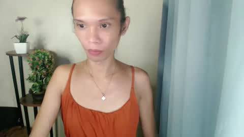 Snapshot of xxxfuckgirlyumsxxx chatting on 05/22/26, 09:59 Your Princess Yums online show from 05/22/26, 09:59