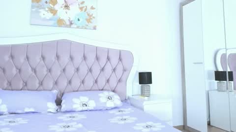 Snapshot of xxxgreatshow chatting on 03/22/26, 06:28 Elvira online show from 03/22/26, 06:28