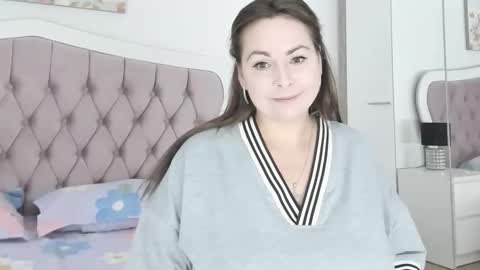 Snapshot of xxxgreatshow chatting on 04/12/26, 03:44 Elvira online show from 04/12/26, 03:44