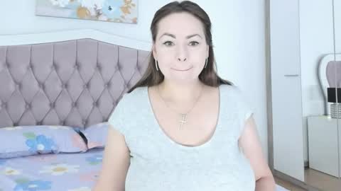 Snapshot of xxxgreatshow chatting on 04/14/26, 05:57 Elvira online show from 04/14/26, 05:57