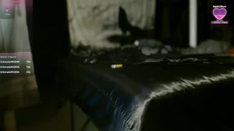 xxxjrstrokesxxx online show from 11/24/25, 04:23