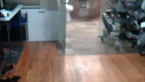 Snapshot of xxxonwheelz chatting on 12/14/25, 01:44 xxxonwheelz online show from 12/14/25, 01:44