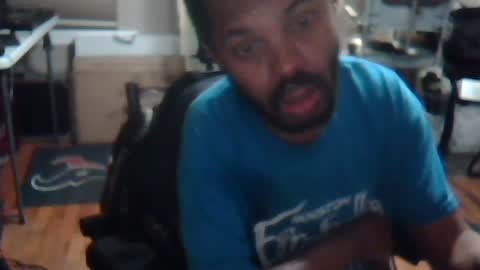 Snapshot of xxxonwheelz chatting on 06/14/26, 06:04 xxxonwheelz online show from 06/14/26, 06:04