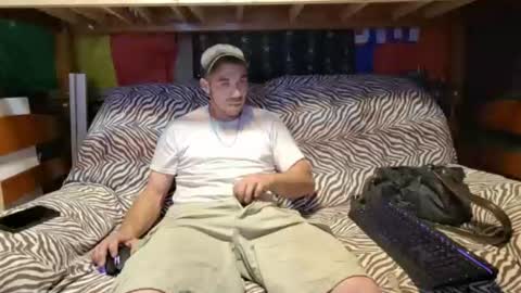 Snapshot of xxxscubastevexx chatting on 07/18/26, 04:16 ScubaSteve online show from 07/18/26, 04:16