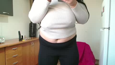Snapshot of xxxsexroom chatting on 04/20/26, 06:05 Janne online show from 04/20/26, 06:05
