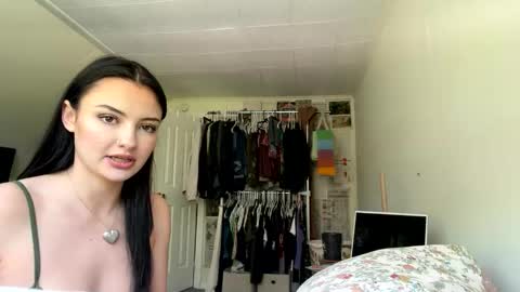 Snapshot of xxxsophiaday chatting on 04/23/26, 06:21 xxxsophiaday online show from 04/23/26, 06:21