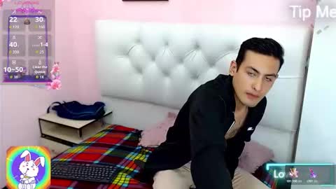 stronger online show from 11/25/25, 08:42