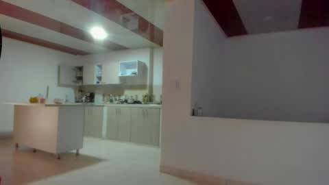 Snapshot of xxxtatianabustyxxx chatting on 02/21/25, 02:48 xxxtatianabustyxxx online show from 02/21/25, 02:48