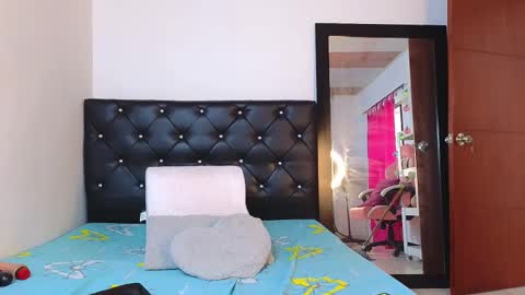 Snapshot of xxxtatianabustyxxx chatting on 09/20/25, 07:04 xxxtatianabustyxxx online show from 09/20/25, 07:04