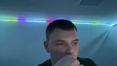 Snapshot of xxxten_ chatting on 03/09/26, 08:24 Leo online show from 03/09/26, 08:24