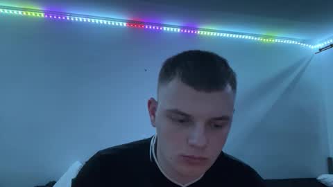 Snapshot of xxxten_ chatting on 03/22/26, 08:45 Leo online show from 03/22/26, 08:45