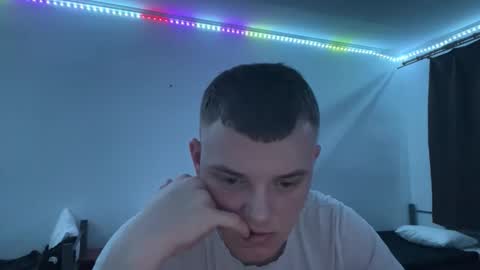 Snapshot of xxxten_ chatting on 03/24/26, 08:36 Leo online show from 03/24/26, 08:36