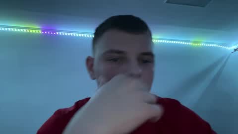 Snapshot of xxxten_ chatting on 03/29/26, 07:14 Leo online show from 03/29/26, 07:14