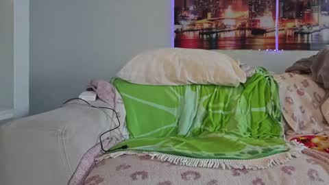 Snapshot of xxxtonymxxx chatting on 12/12/24, 07:15 TonyDoesMiami online show from 12/12/24, 07:15