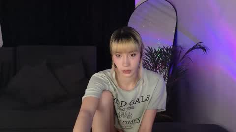 Snapshot of xxxvandersexxx chatting on 09/13/25, 10:04 July and Fer online show from 09/13/25, 10:04