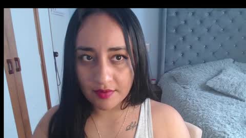 Snapshot of xxxvenus888 chatting on 03/06/25, 05:33 Lunhaa online show from 03/06/25, 05:33