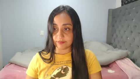 Snapshot of xxxvenus888 chatting on 11/03/25, 10:53 Lunhaa online show from 11/03/25, 10:53