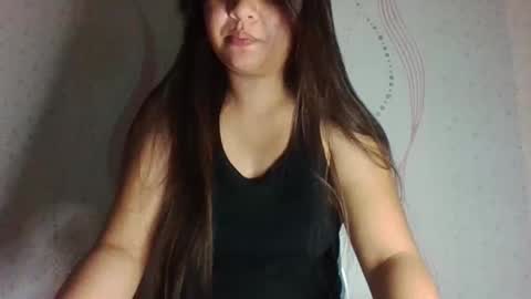 Snapshot of xxyummiee_69xx chatting on 12/17/25, 08:26 jane online show from 12/17/25, 08:26