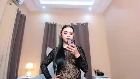 Snapshot of xyneeharte chatting on 06/21/26, 12:57 xyneeharte online show from 06/21/26, 12:57