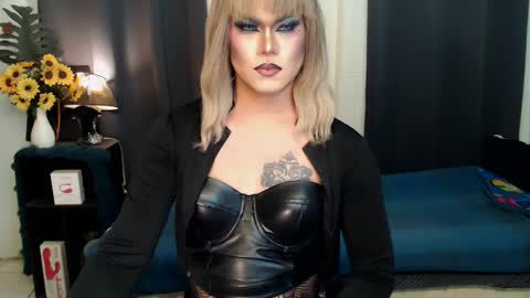 QueenMarina online show from 01/08/25, 09:23