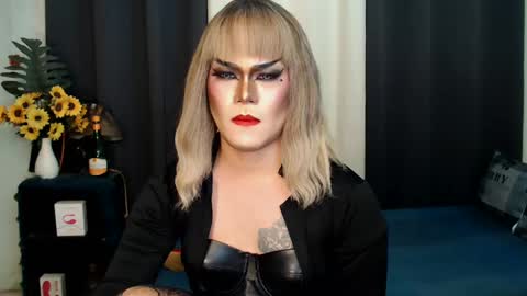 QueenMarina online show from 02/02/25, 12:19