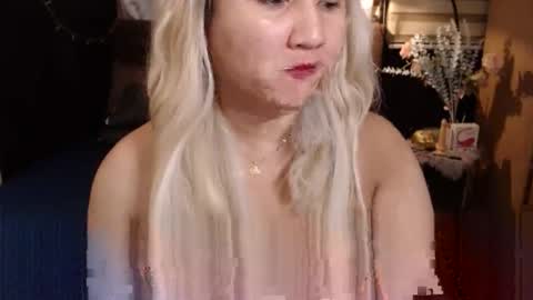 Angela online show from 01/12/26, 11:04