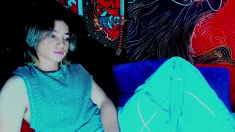 xzerox_ online show from 10/10/25, 04:00