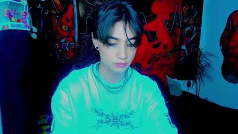 xzerox_ online show from 10/18/25, 06:41