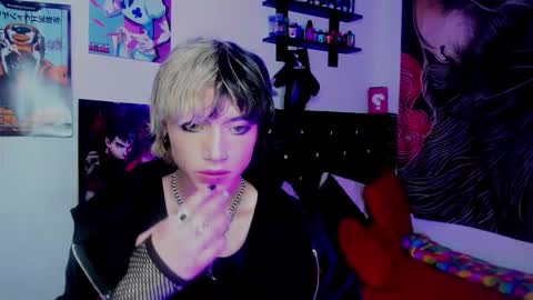 xzerox_ online show from 12/19/25, 10:06