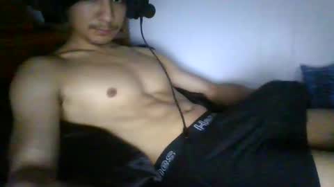 Snapshot of y640 chatting on 06/08/26, 05:41 y640 online show from 06/08/26, 05:41