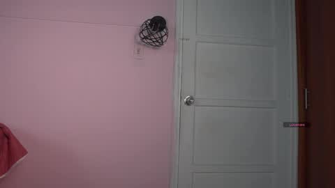 Snapshot of yahaira_26 chatting on 02/15/25, 11:03 petronila online show from 02/15/25, 11:03