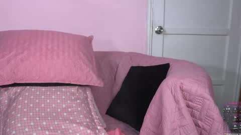 Snapshot of yahaira_26 chatting on 09/18/25, 01:18 petronila online show from 09/18/25, 01:18