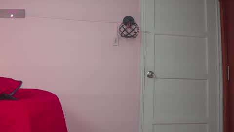 petronila online show from 12/18/25, 12:49