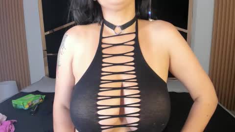 Snapshot of yahaira__ chatting on 03/18/26, 04:10 Yahaira online show from 03/18/26, 04:10