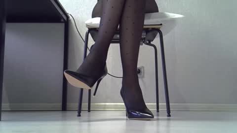 Dina online show from 02/22/26, 06:13