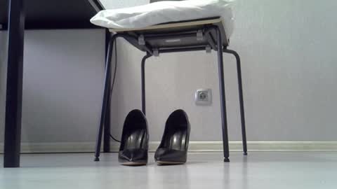 Dina online show from 04/04/26, 03:27