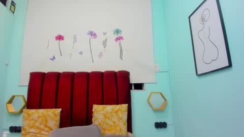 Snapshot of yaiza_sexylovee chatting on 02/21/26, 01:39 yaiza_sexylovee online show from 02/21/26, 01:39