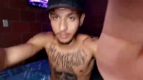 Snapshot of yajz chatting on 12/23/25, 12:52 Yajz online show from 12/23/25, 12:52