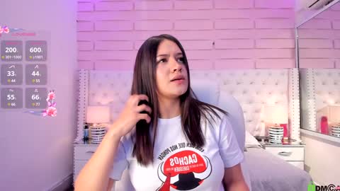 Snapshot of yaky_ chatting on 01/13/25, 03:58 Yakeline online show from 01/13/25, 03:58