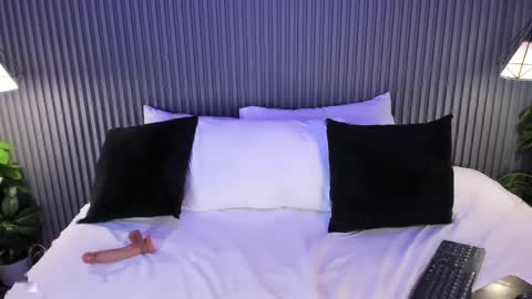 Yalezka online show from 04/08/26, 05:07