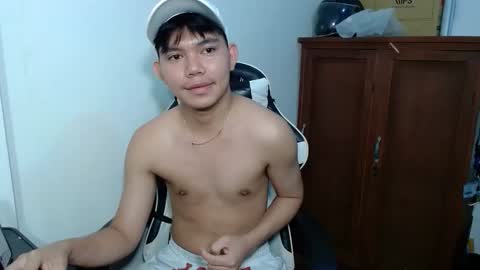 Eian online show from 12/21/25, 11:34